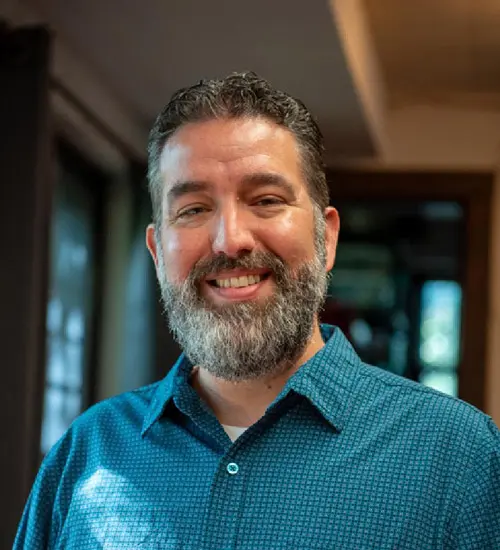 Pastor Lee Grzywinski